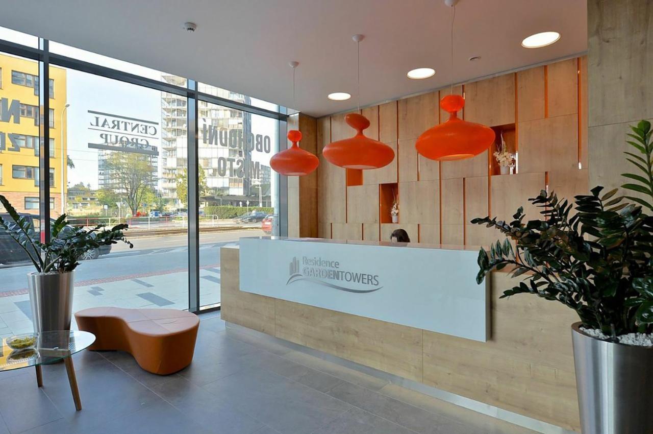 Centrum Park Apartment Praag Buitenkant foto