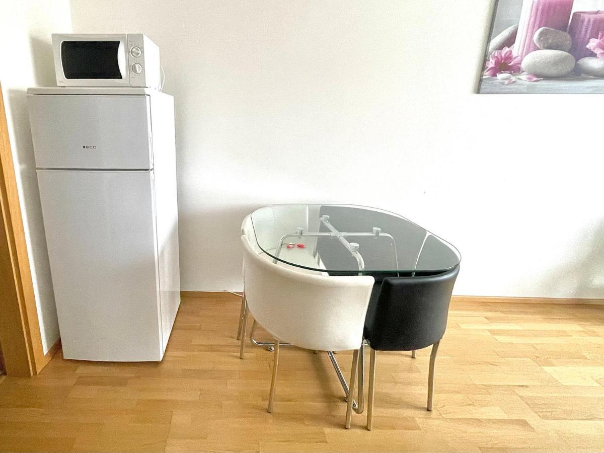 Centrum Park Apartment Praag Buitenkant foto